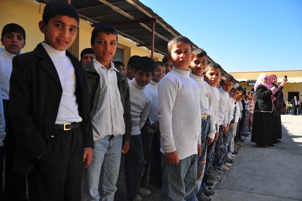 Awarded with smiles: 1-36 Soldiers help renovate Iraqi schools