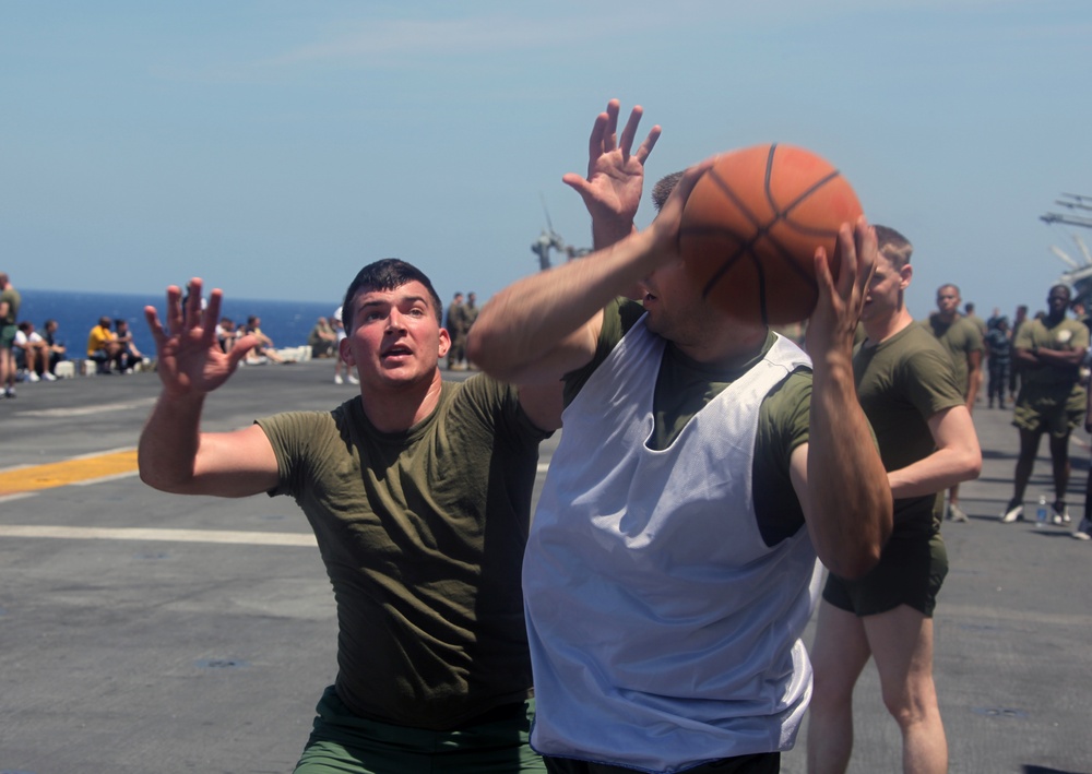 Marines and sailors from the 22nd MEU, and sailors from USS Bataan, participate in a 5-kilometer run