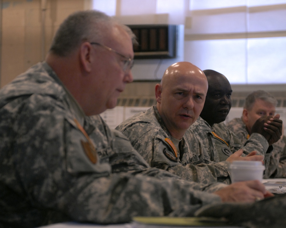 Army G-1 Sergeant Major Visits Silver Scimitar 2010