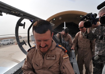 Iraqi Air Force College receives first students