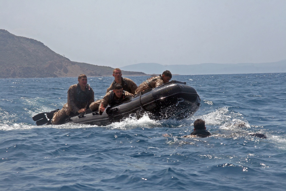 Recon Helo-casting, and Closed Circuit Dive