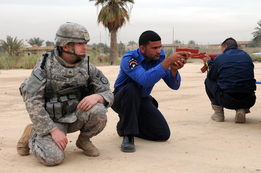 Alabama Guard Trains Iraqi Highway Patrol