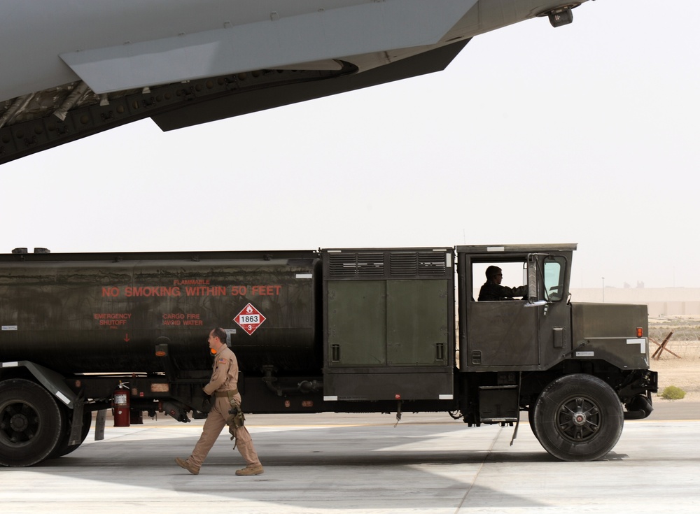 C-17s Deliver Cargo to Southwest Asia Base