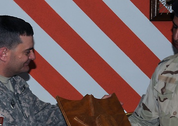 2-12 FA Recognizes IA Soldier's Achievement