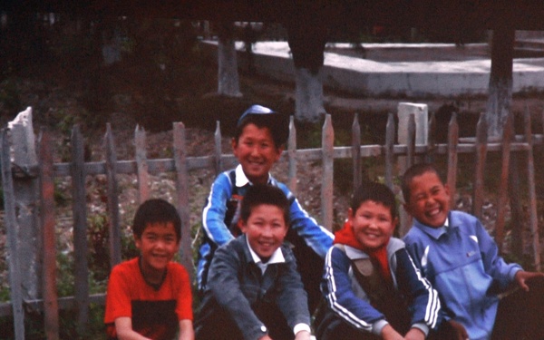 U.S. military contributes to Kyrgyz de-worming conference