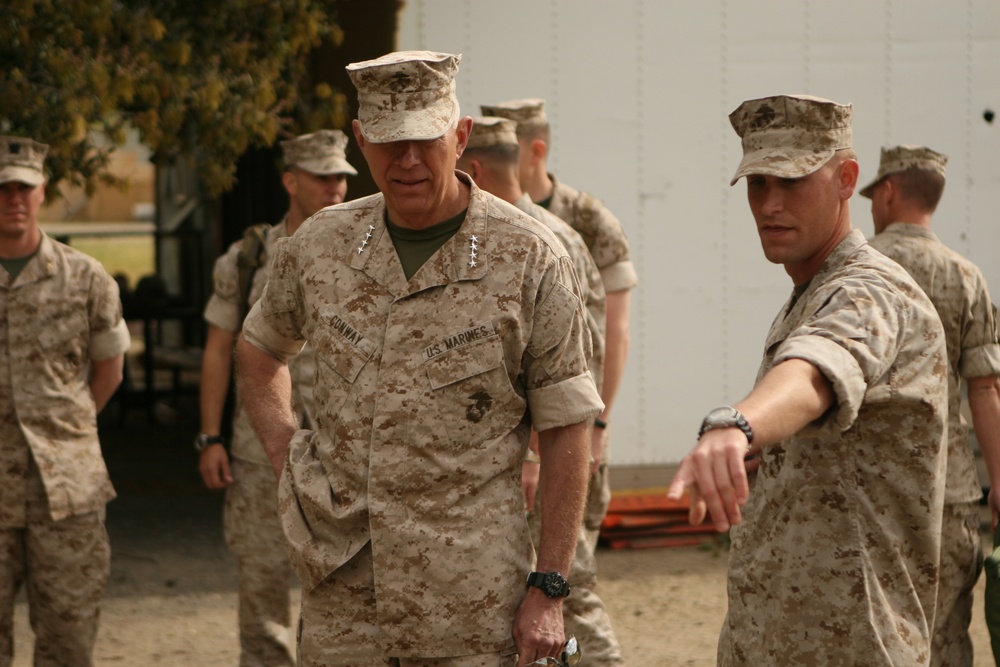 Commandant Visits EOD Marines