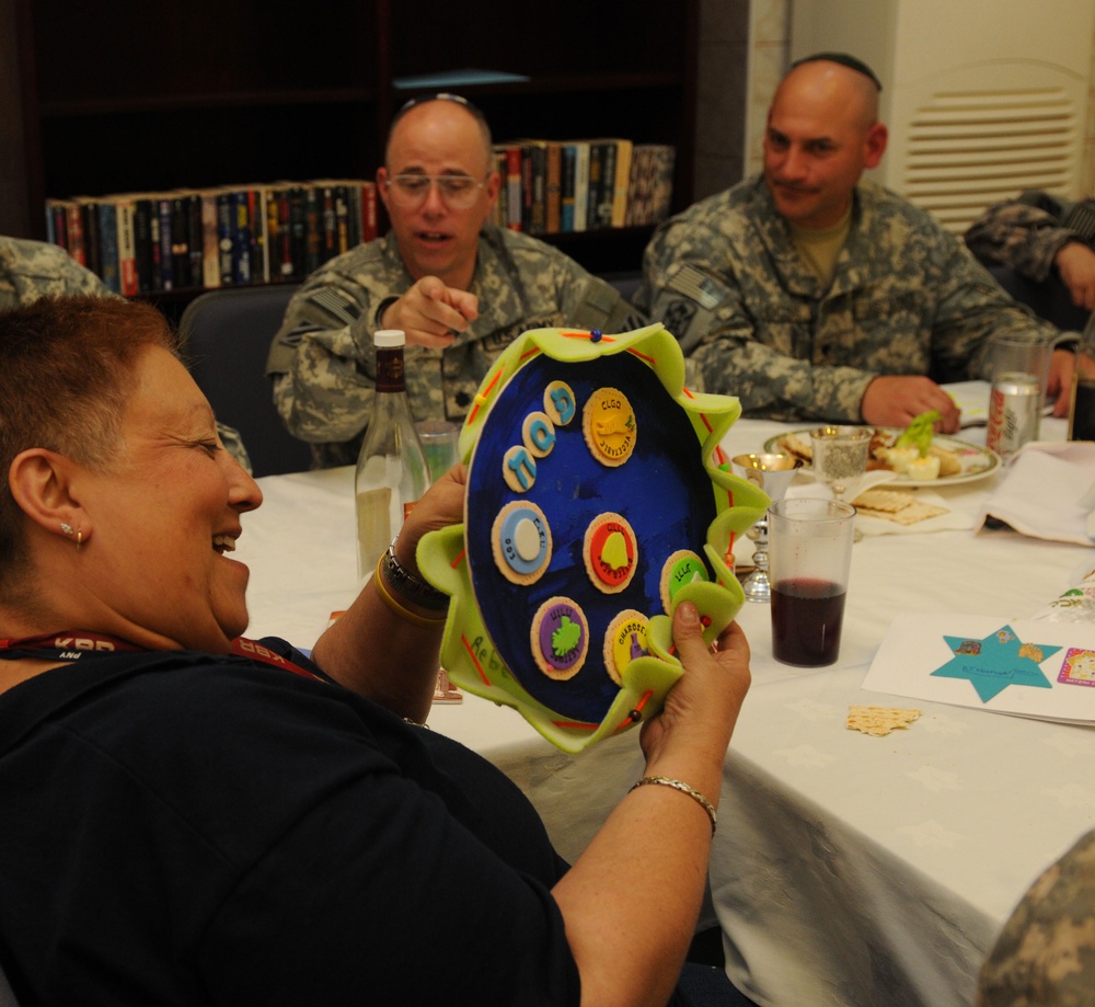 Service members celebrate Passover, food, friends