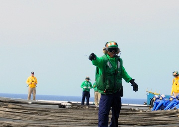 Sailors prepare for emergency landing drill