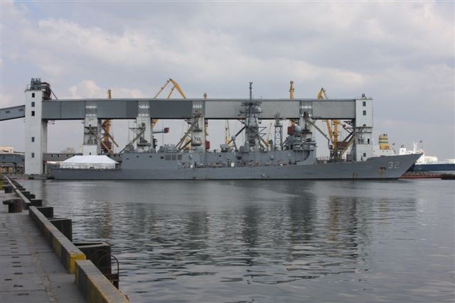 USS John L Hall arrives in Ukraine
