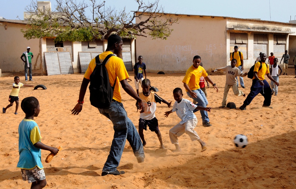 Community outreach project in Senegal