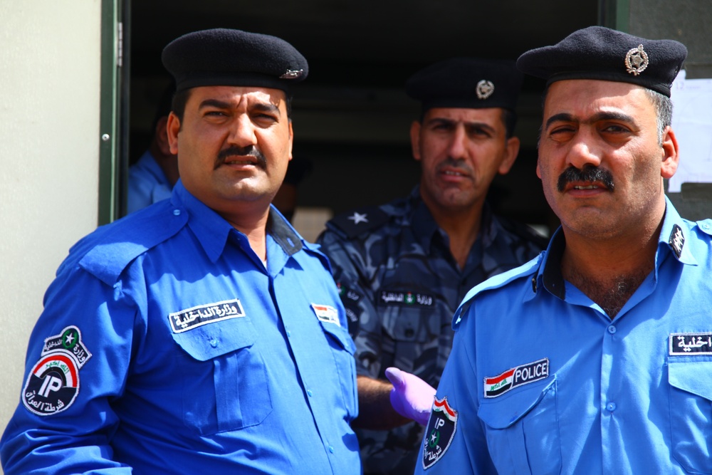 Iraqi Police Graduation