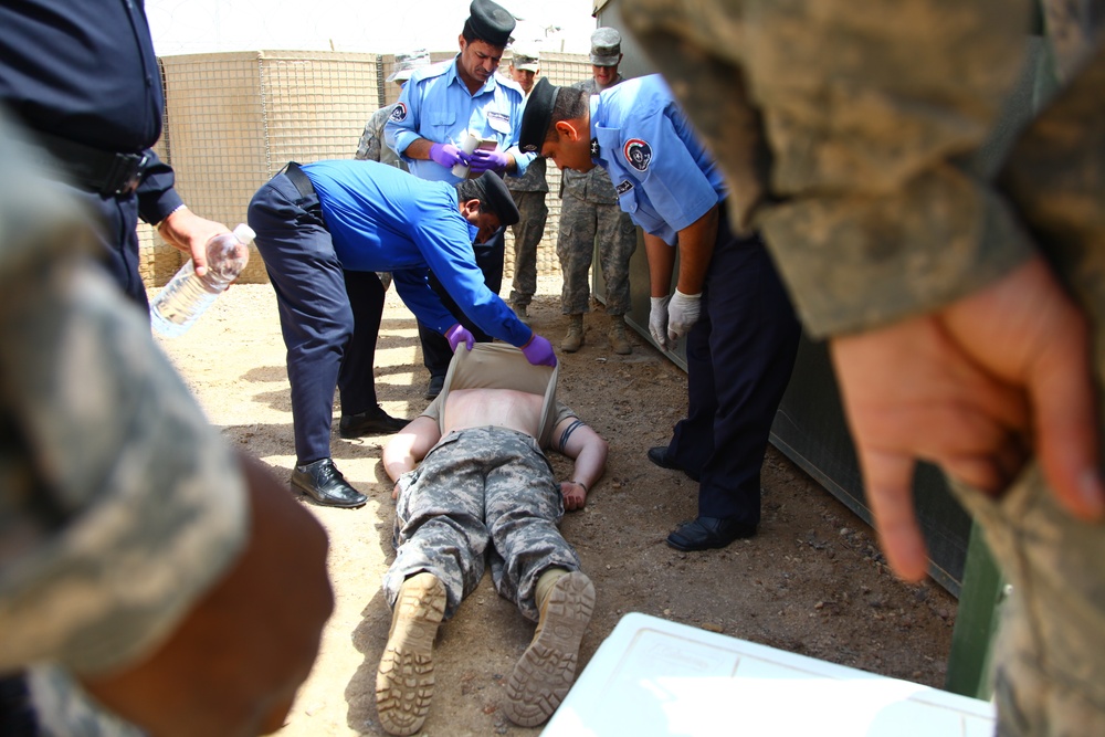Iraqi Police Graduation