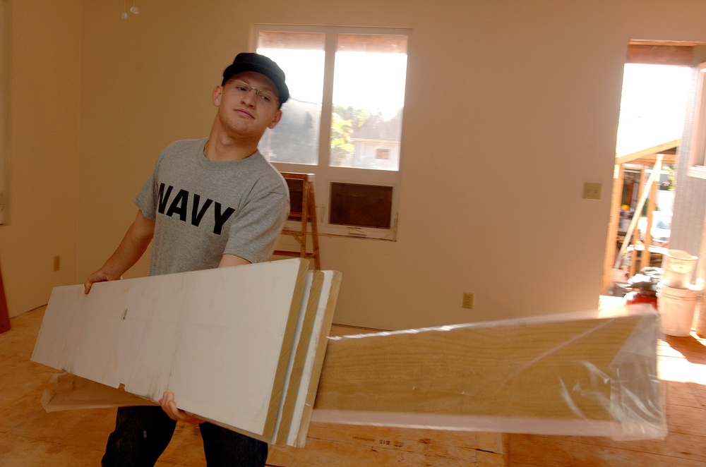 COMREL/Habitat for Humanity