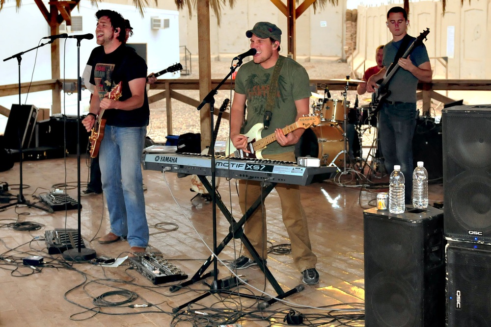 'Catchpenny' makes eighth visit to Iraq