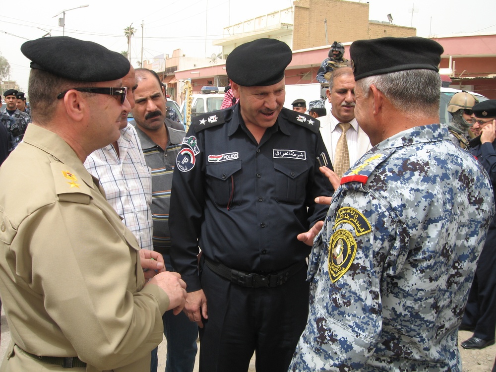 Iraqi Police in Samarra Take Control of Checkpoint