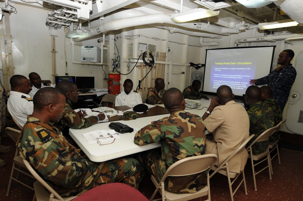 USS Gunston Hall activity