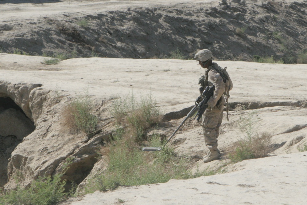 Marines begin clearing areas surrounding new patrol base