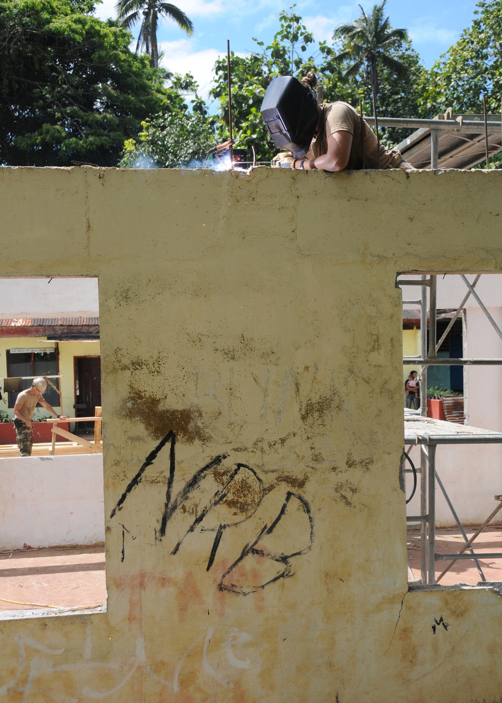 Seabees renovate school in the Philippines