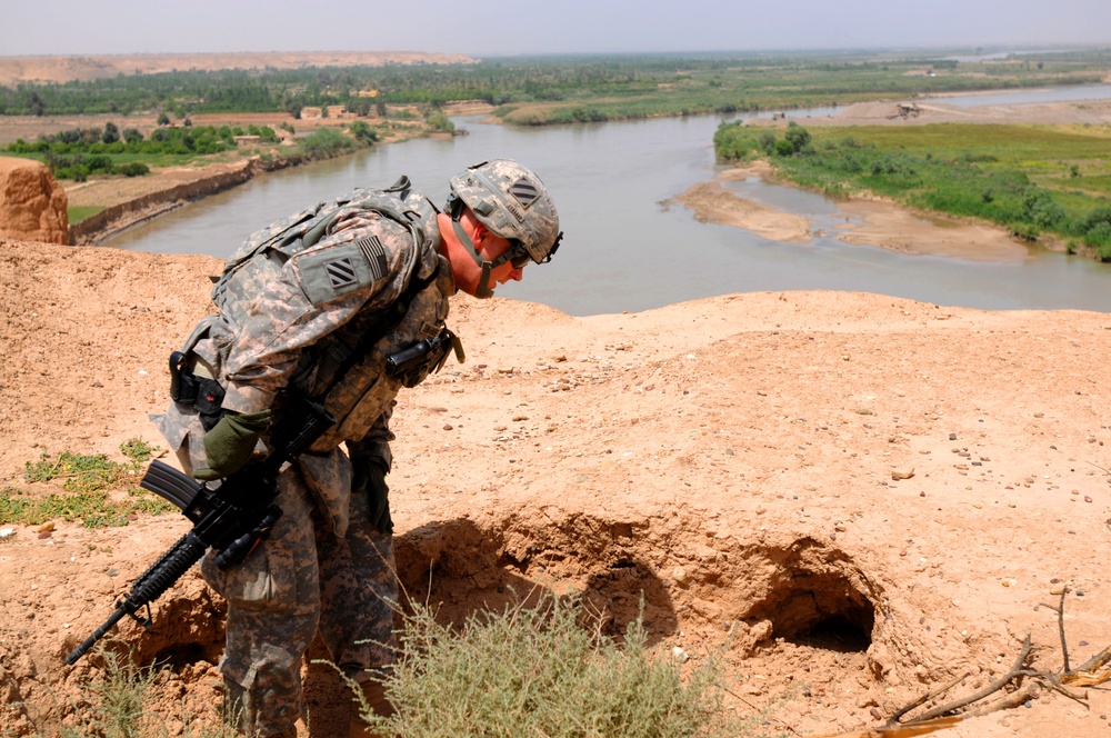 Brigadier General conducts battlefield circulation throughout Salah-ad Din province