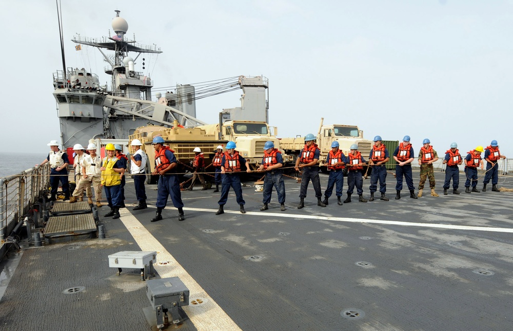 USS Gunston Hall improves maritime security in West Africa