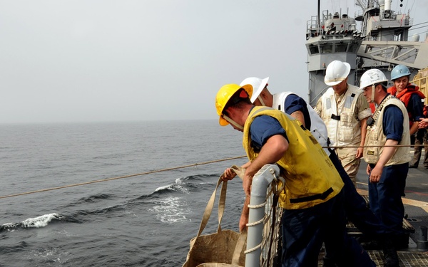 USS Gunston Hall improves maritime security in West Africa