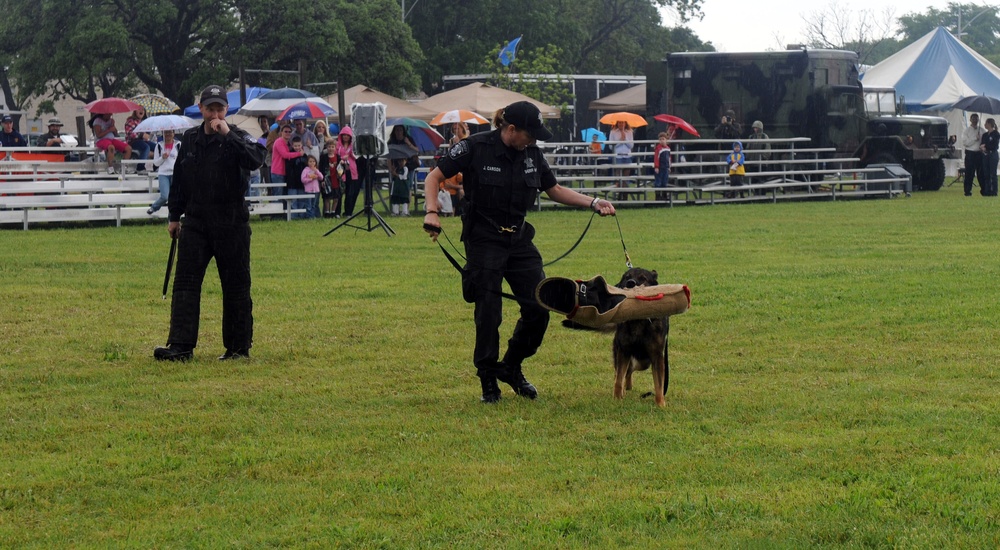 Search and Rescue Dogs Entertain, Educate at American Heroes Celebration