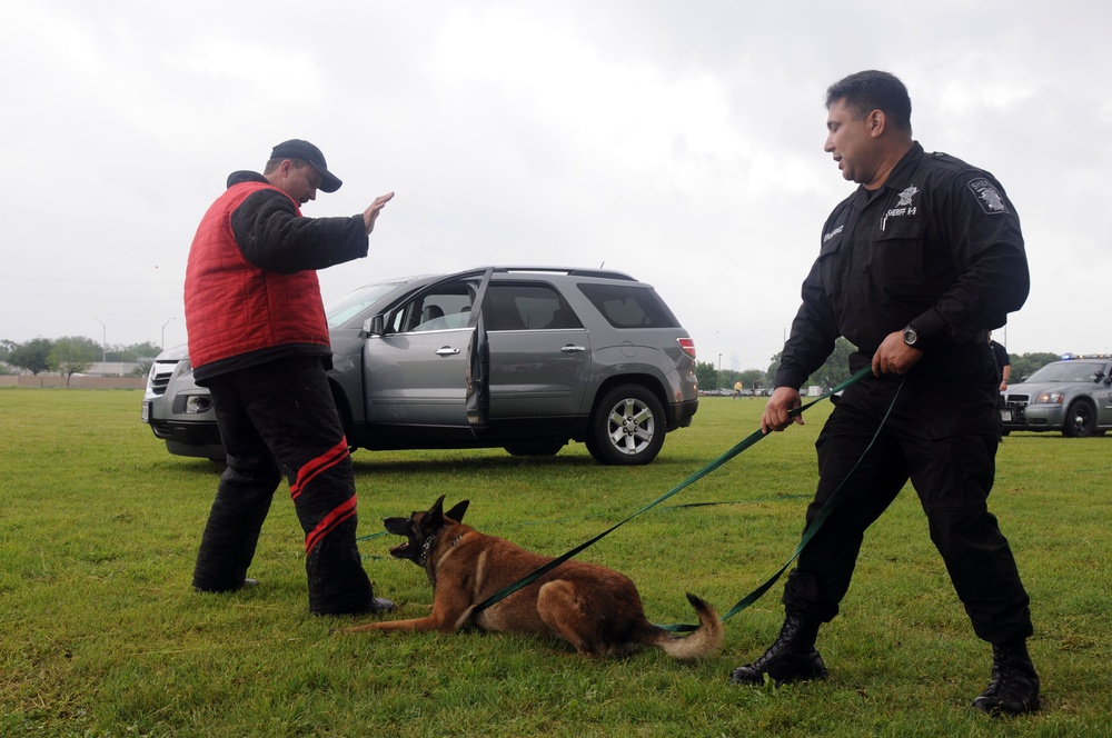 Search and Rescue Dogs Entertain, Educate at American Heroes Celebration