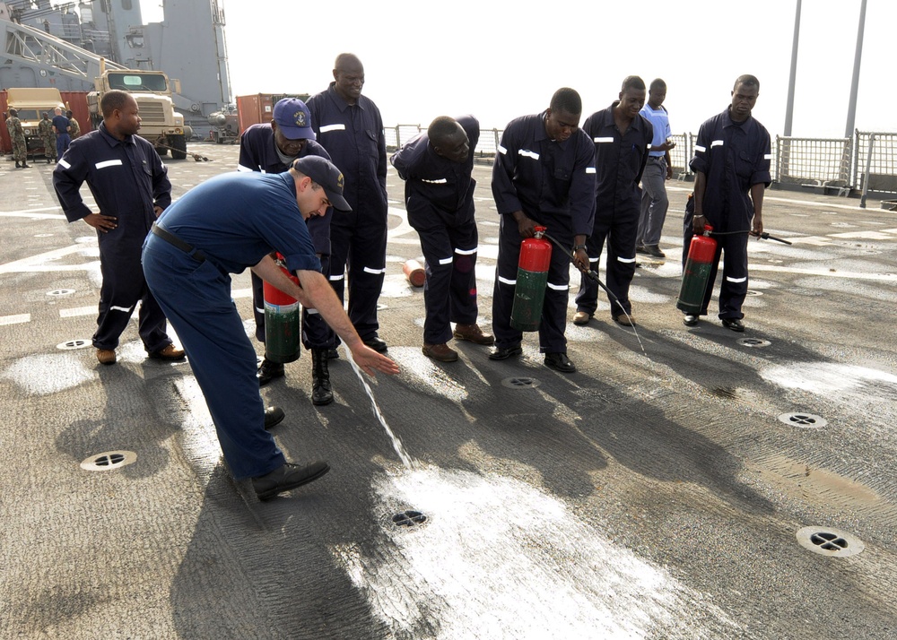 U.S. sailors teach African sailors