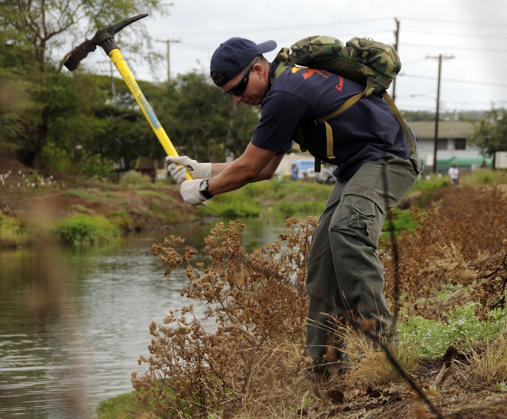 Pearl Harbor Basin cleanup