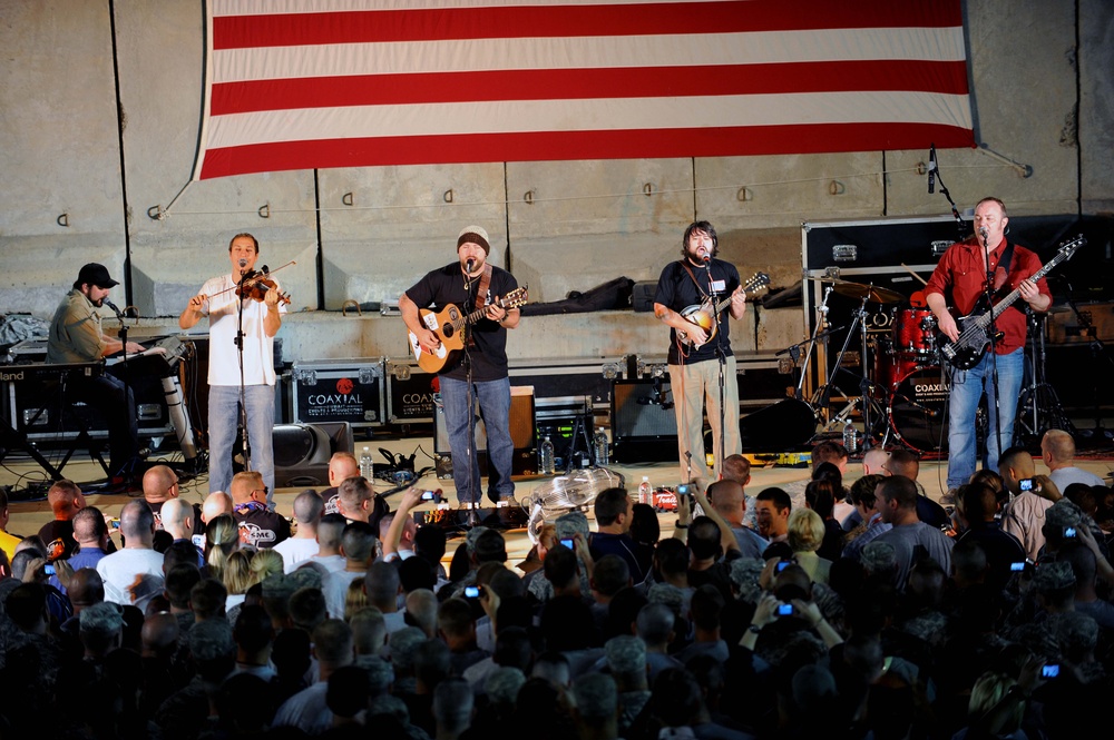 Zac Brown Band Skips Music Awards to Spend Time With JBB Members