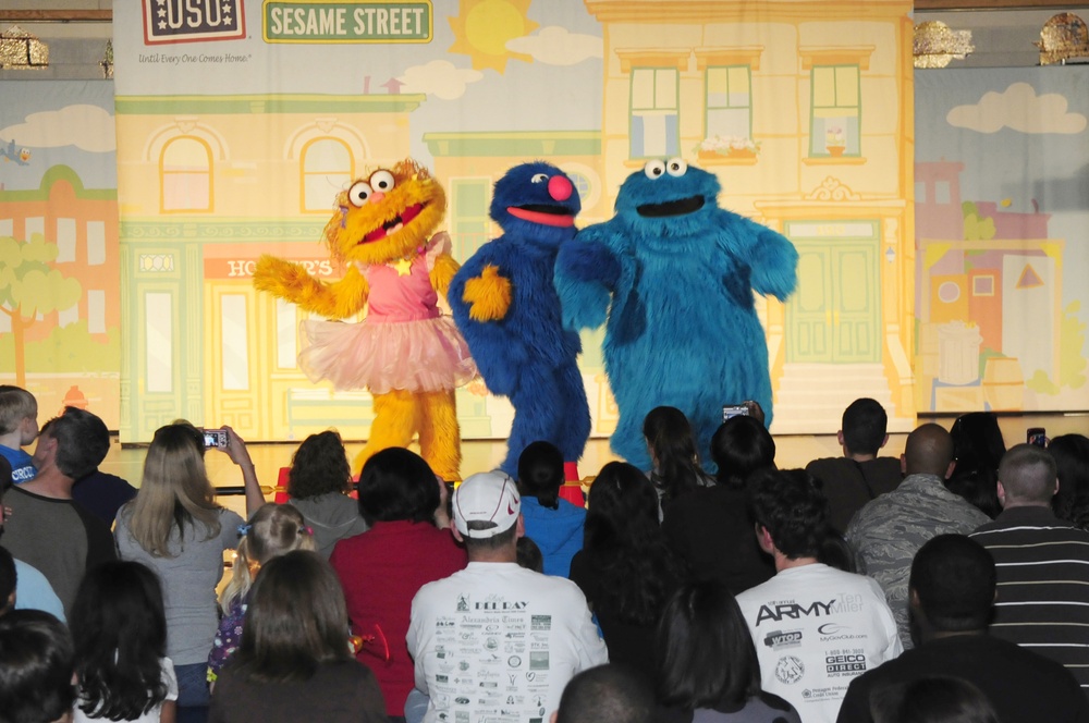 Sesame Workshop Show Visits Bolling