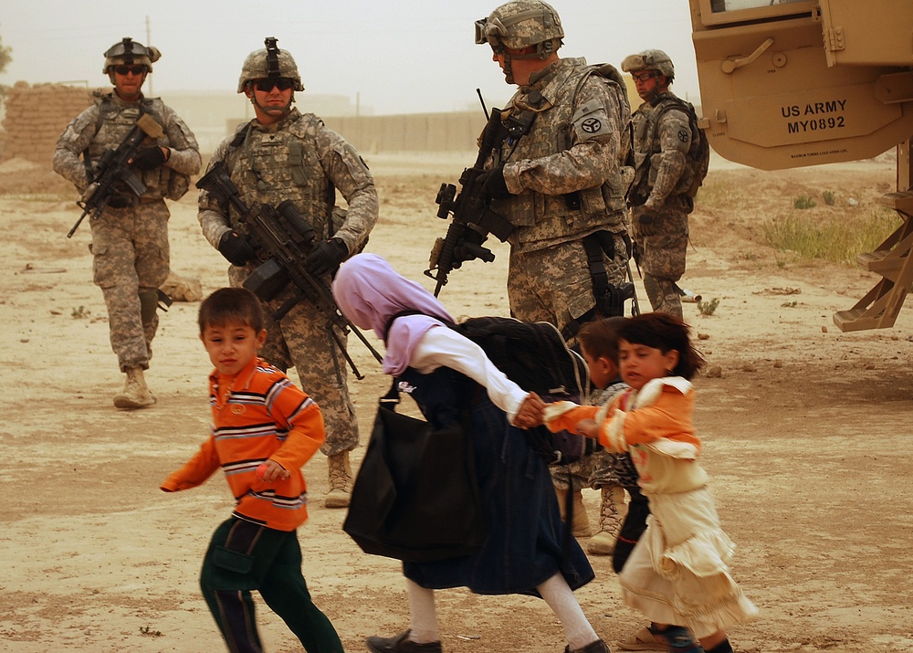 Tennessee Guardsmen visit village school in Jedellah Sofla