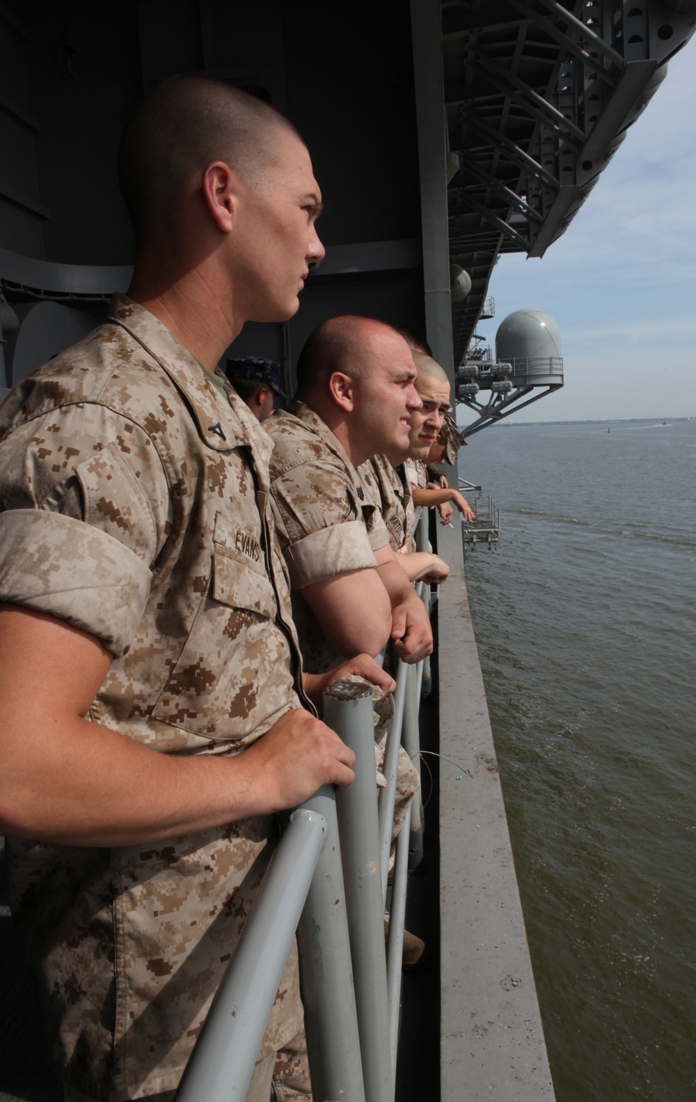 26th MEU Trains Aboard Ship, Builds Rapport With Sailors