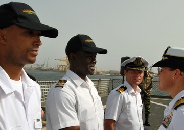 USS Gunston Hall activity