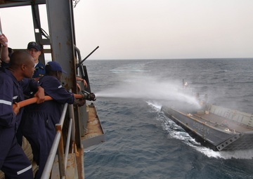 USS Gunston Hall activity