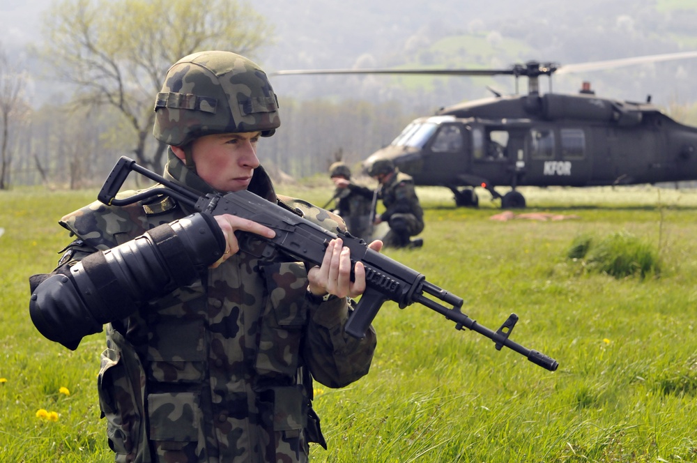 Polish KFOR Soldiers show quick reaction skills during validation exercise