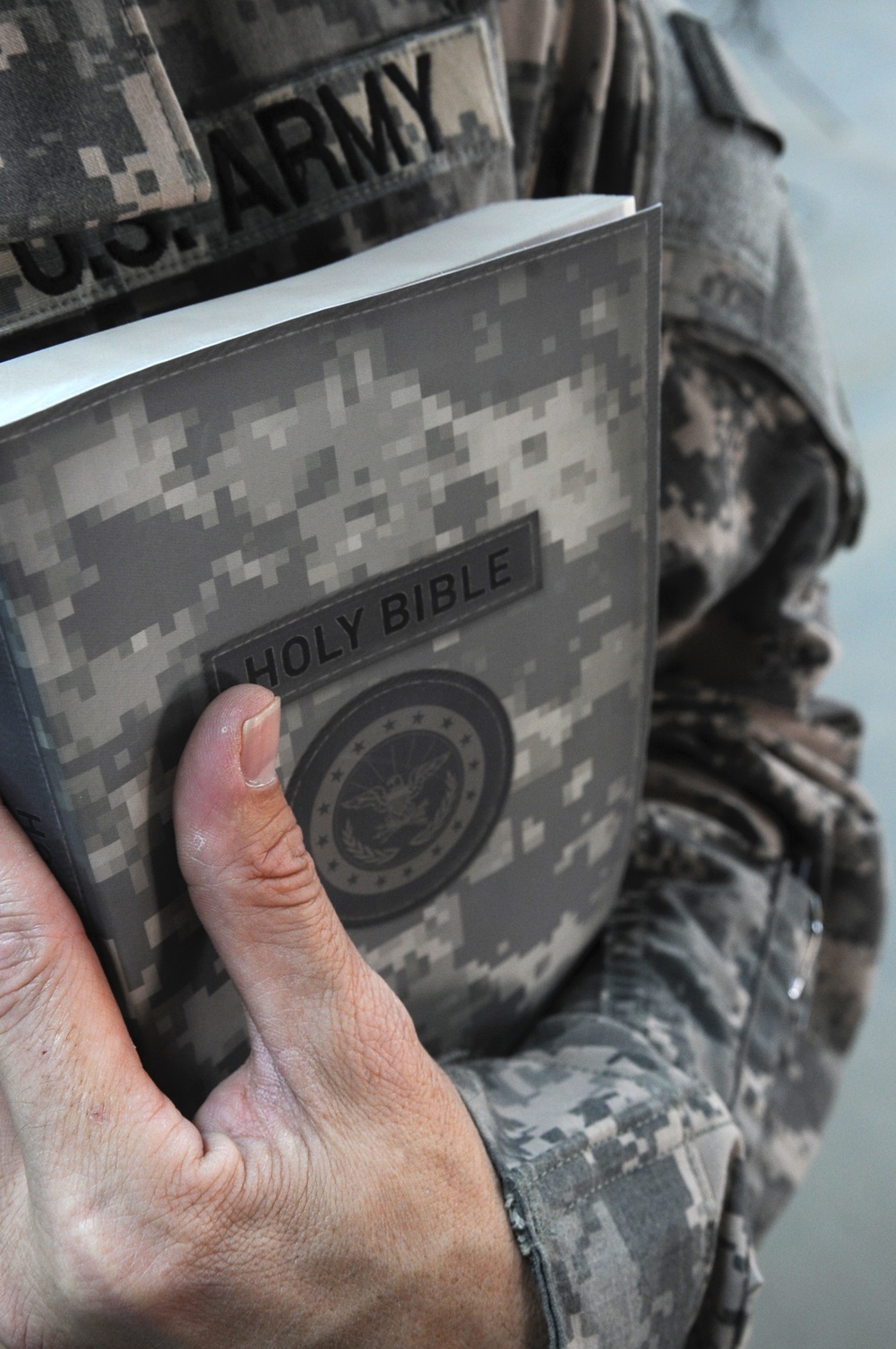 Air Force-run Chapel Transitions to Army-run Chapel