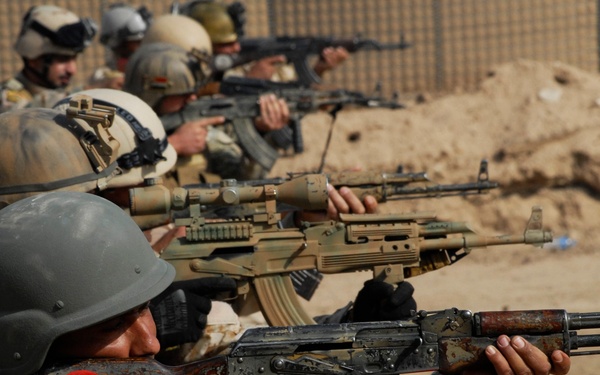 Iraqi army leads live-fire range