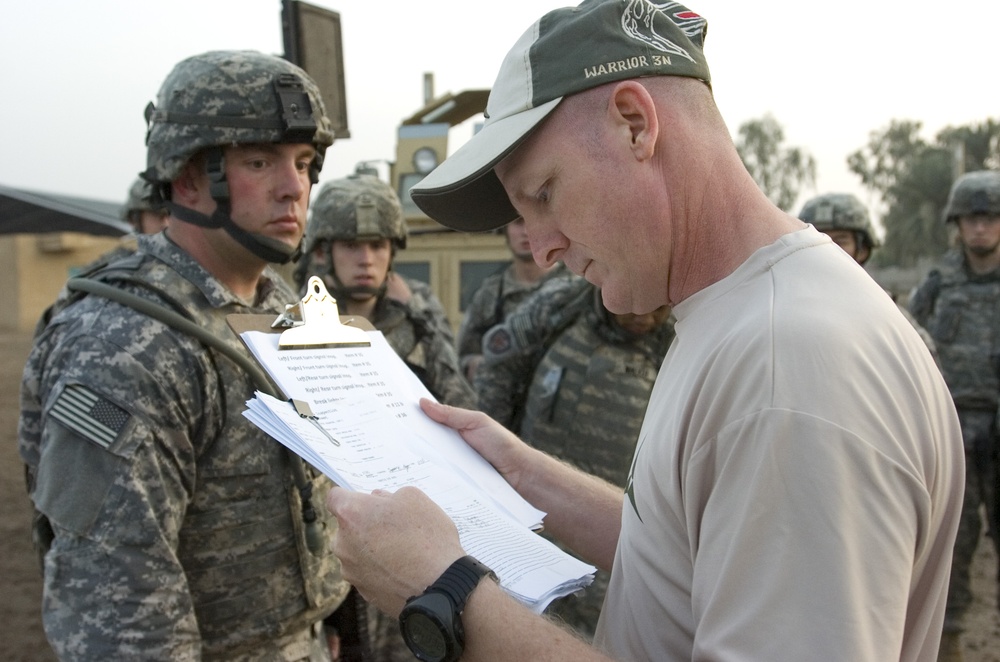 DVIDS - News - III Corps Spur Ride encourages teamwork, challenges soldiers