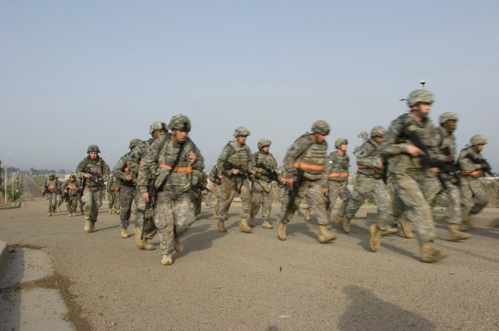 III Corps Spur Ride encourages teamwork, challenges soldiers