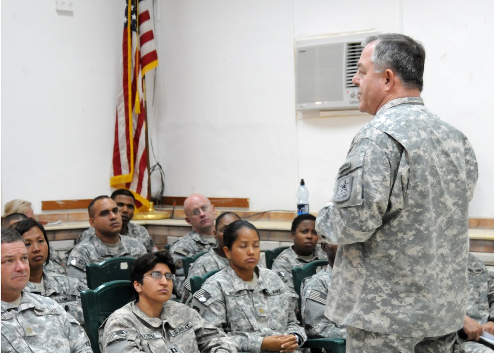 Inspector General of the Army visits Task Force Sinai Soldiers