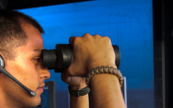 'Falconers' Keep Eyes on the Sky