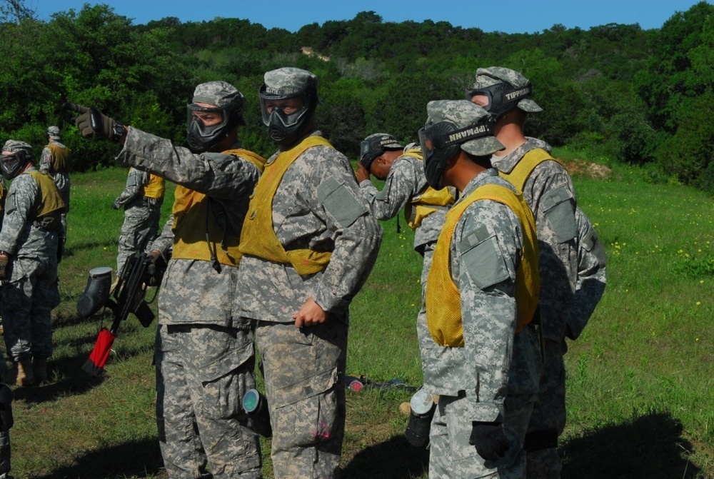 Painting their ACUs: Soldiers release stress with paintball