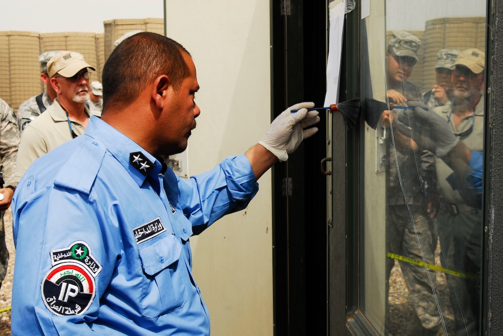 C.S.I - Iraq: evidence collection course helps IPs close cases