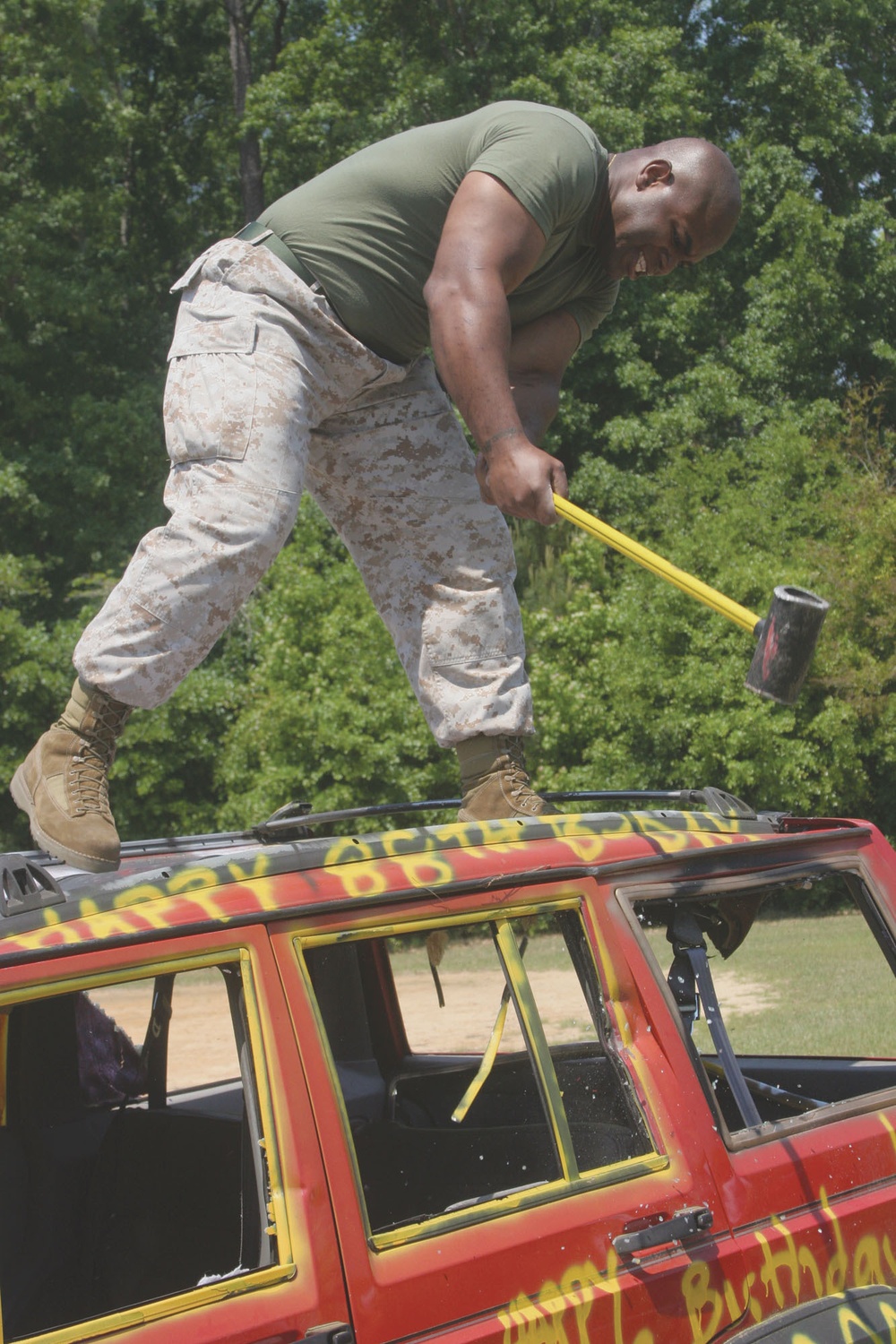 Marine aviation ordnancemen receive camaraderie for their 88th birthday