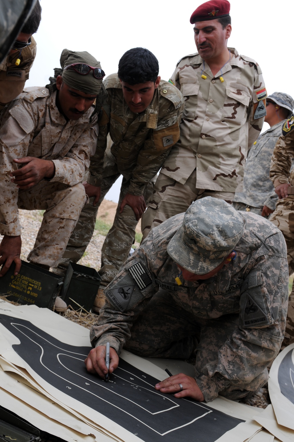 6-1 CAV Facilitates IA Best Squad Competition
