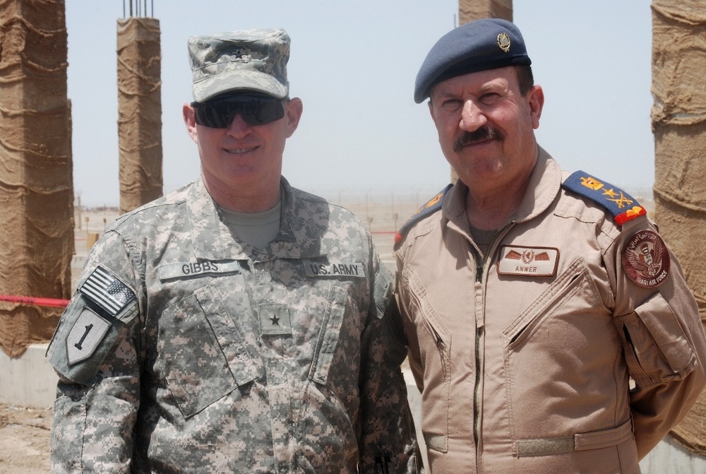 Iraqi and U.S. Generals hold radar groundbreaking