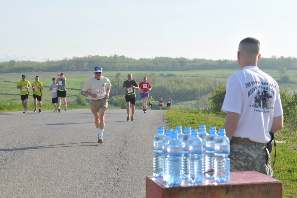 KFOR Soldiers at Camp Bondsteel get a leg up on National Guard Marathon