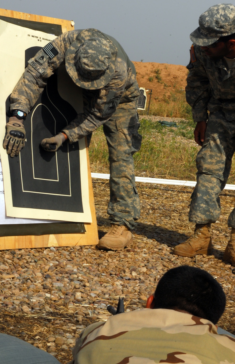 Fort Bliss Soldiers, Iraqi Army Best Squad Competition