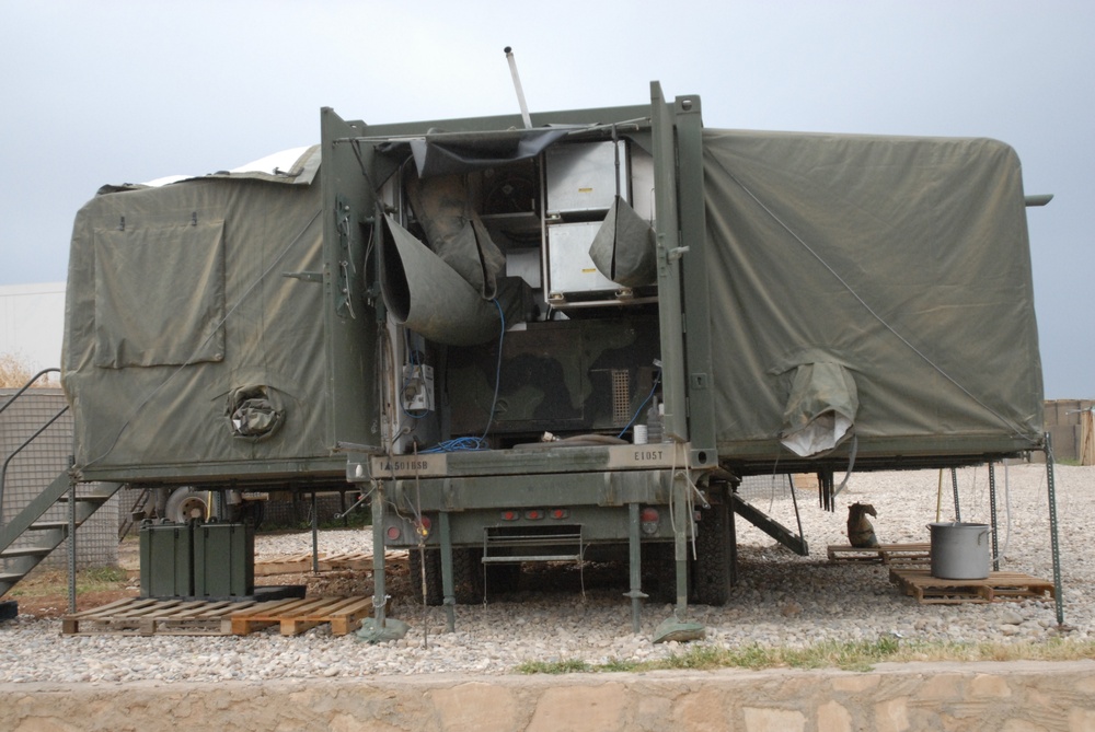 Dining Facility Erupts Into Flames, Wounding One